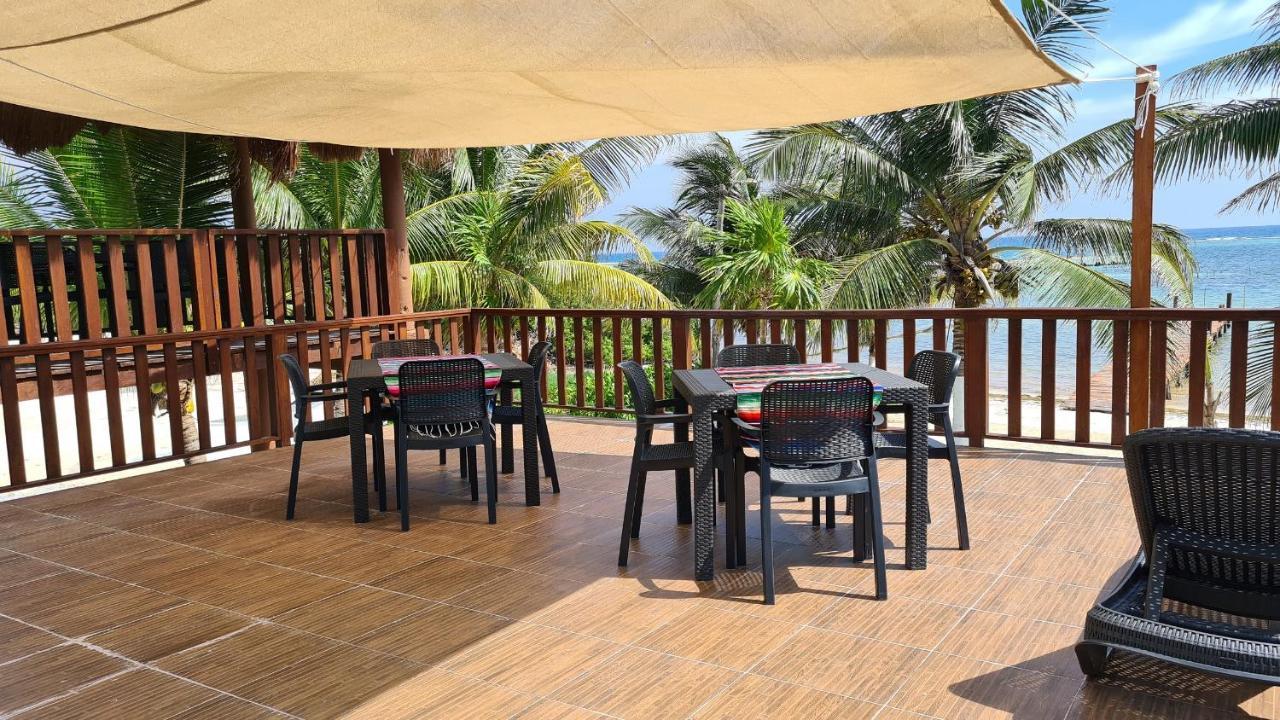 Hotel Machos Mahahual Exterior photo